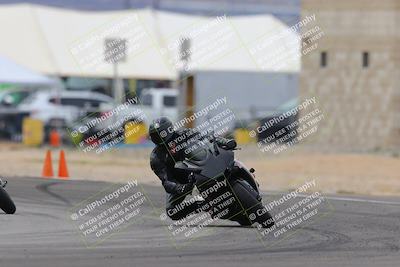 media/Jan-15-2023-SoCal Trackdays (Sun) [[c1237a034a]]/Turn 2 Set 2 (1155am)/